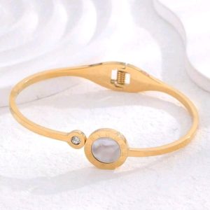 The Mia Bangle
